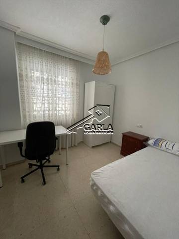 Piso en Alquiler en Salamanca - Calle Vitigudino en Carmelitas