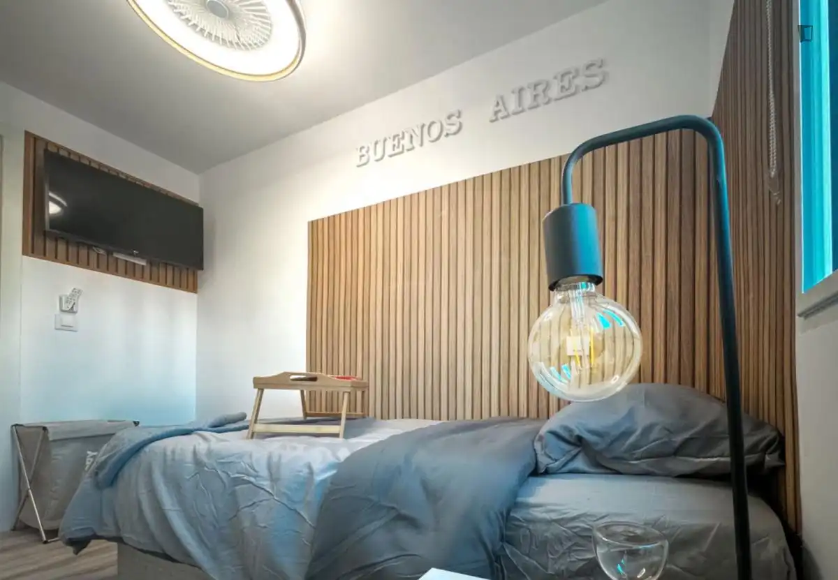 Schlafzimmer von Wohnungen zur untervermieten in Madrid mit Klimaanlage, Heizung und Möbliert