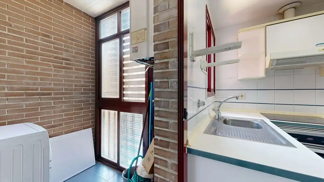 Balcony of Flat for rent in Madrid  with Air Conditioner, Heating and Private garden
