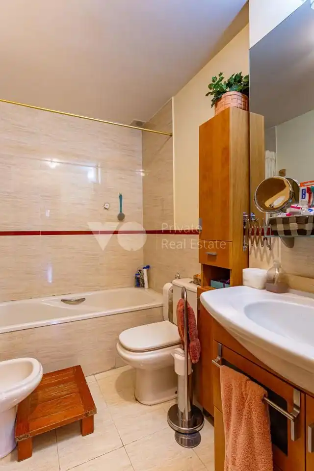 Bathroom of Flat for sale in Majadahonda  with Air Conditioner, Heating and Terrace