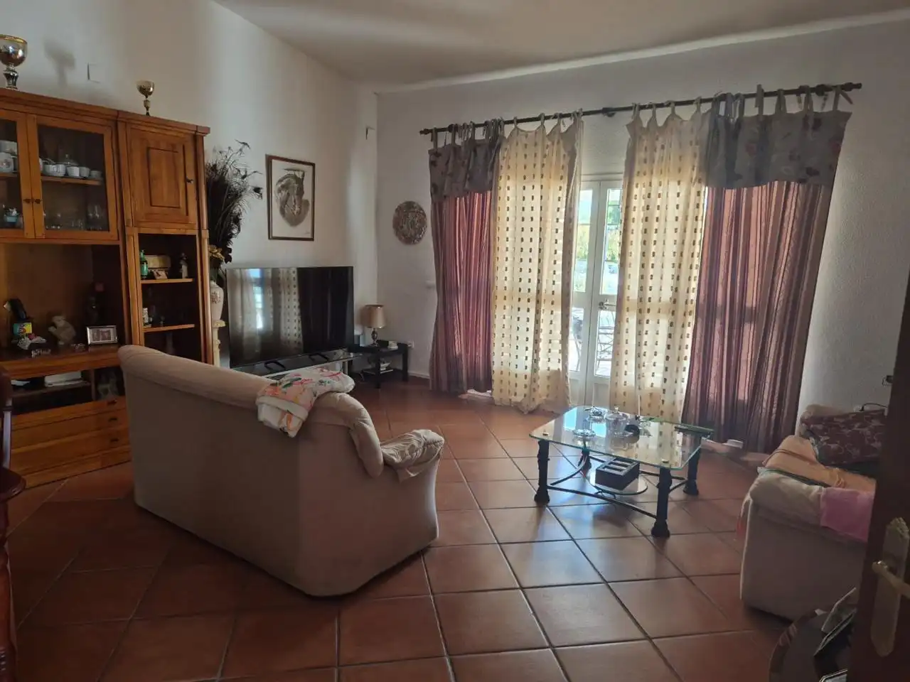 Sala de estar de Casa o chalet en venta en Palomares del Río con Aire acondicionado, Jardín privado y Terraza