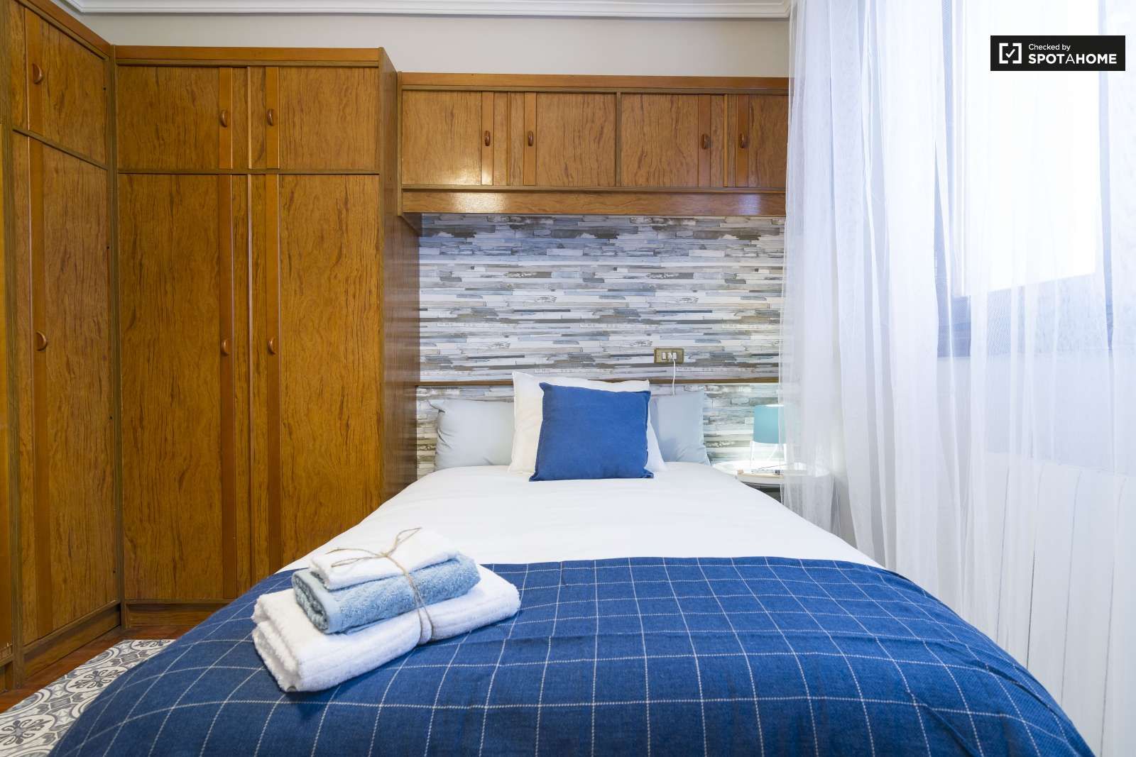 Flat to share in Solokoetxe