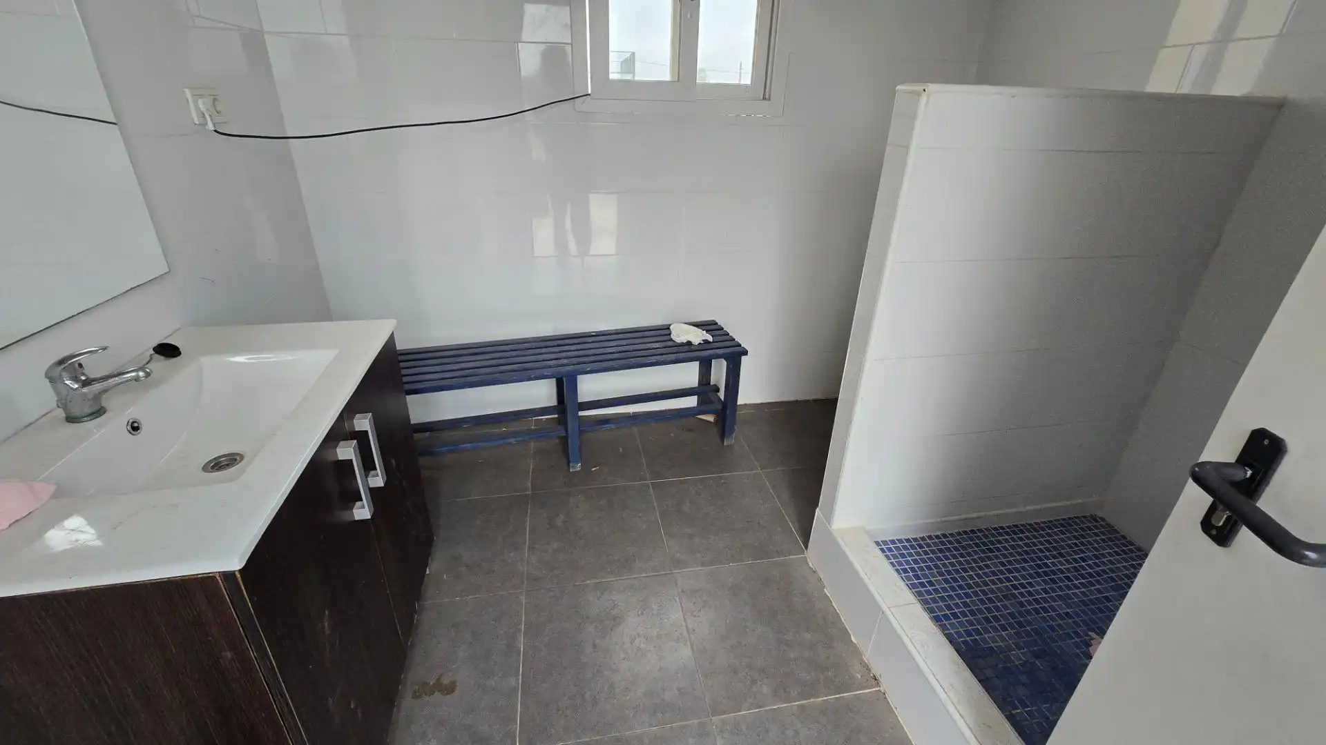 Bany de Casa o xalet en venda en Elche / Elx amb Aire condicionat, Terrassa i Traster
