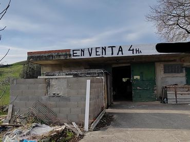 Nave industrielle à vendre à Barrio Real Sitio 38