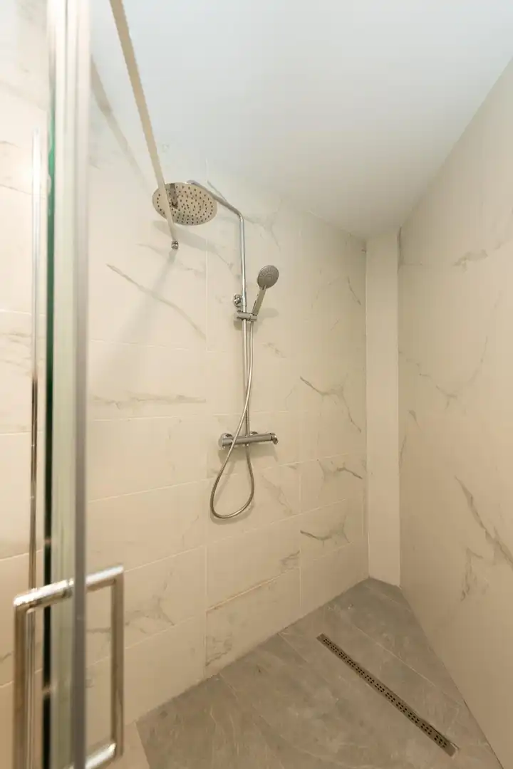 Badezimmer von Haus oder Chalet zur Miete in El Campello mit Klimaanlage, Privatgarten und Terrasse