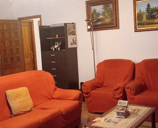 Living room of Flat for sale in Monforte de Lemos  with Heating and Furnished