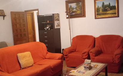 Living room of Flat for sale in Monforte de Lemos  with Heating and Furnished