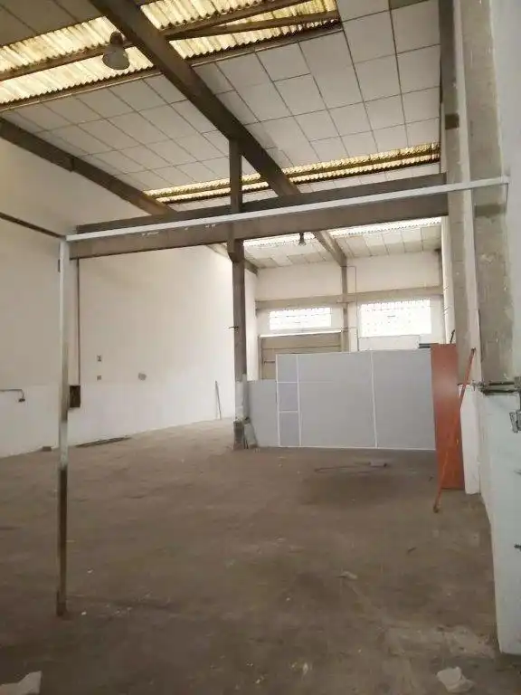 Industrial building to rent in Oeste, imagen 2