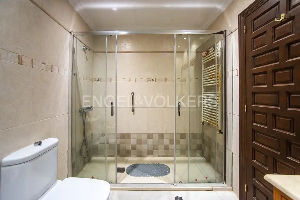 Baño de Casa o chalet en venta en Vinaròs con Aire acondicionado, Calefacción y Jardín privado