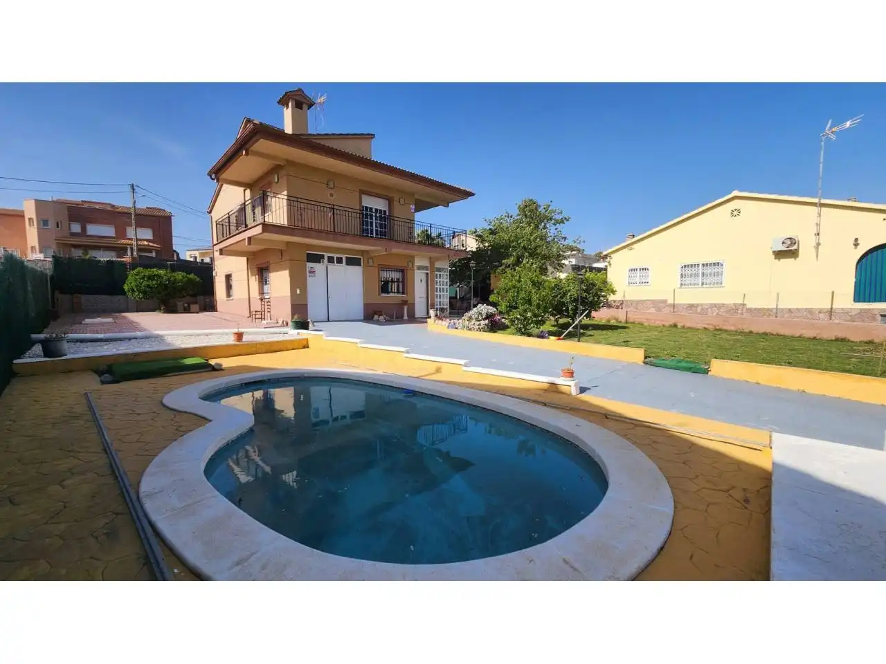 Exterior view of Houses for sale in Piera  with Heating, Private garden and Terrace
