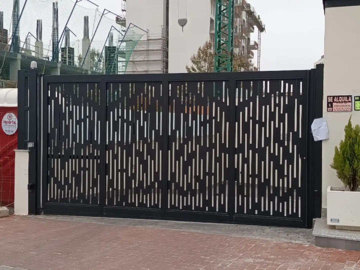 Außenansicht von Garage zur Miete in Granada