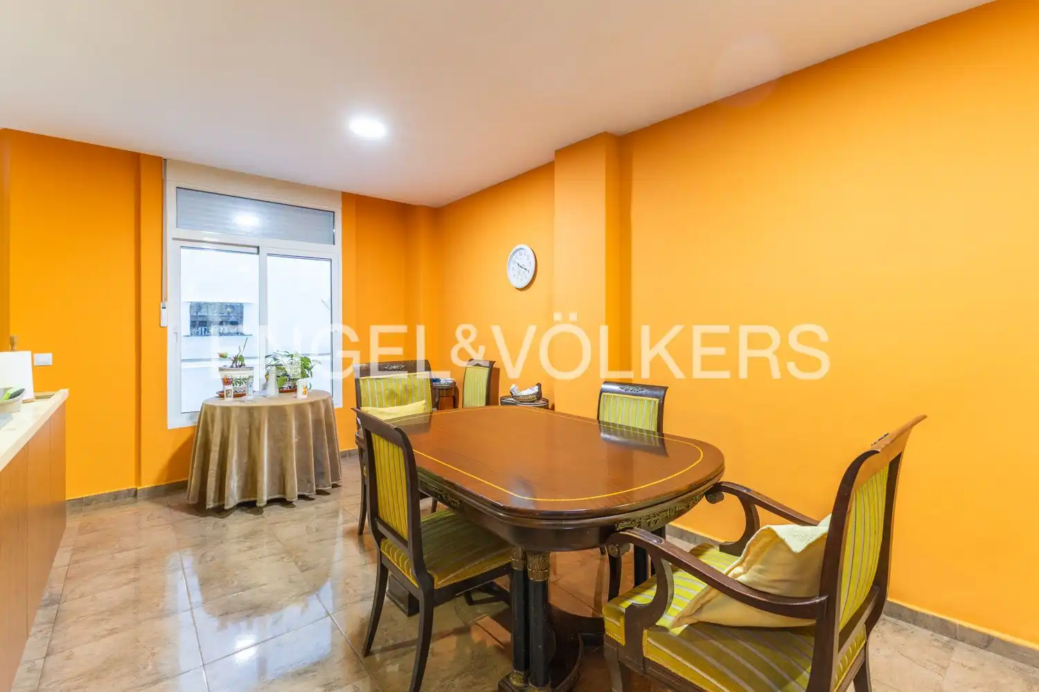 Dining room of Flat for sale in Valencia  with Heating, Terrace and Storage room