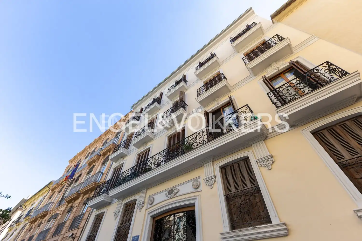 Vista exterior de Pis en venda en Valencia amb Aire condicionat, Calefacció i Moblat