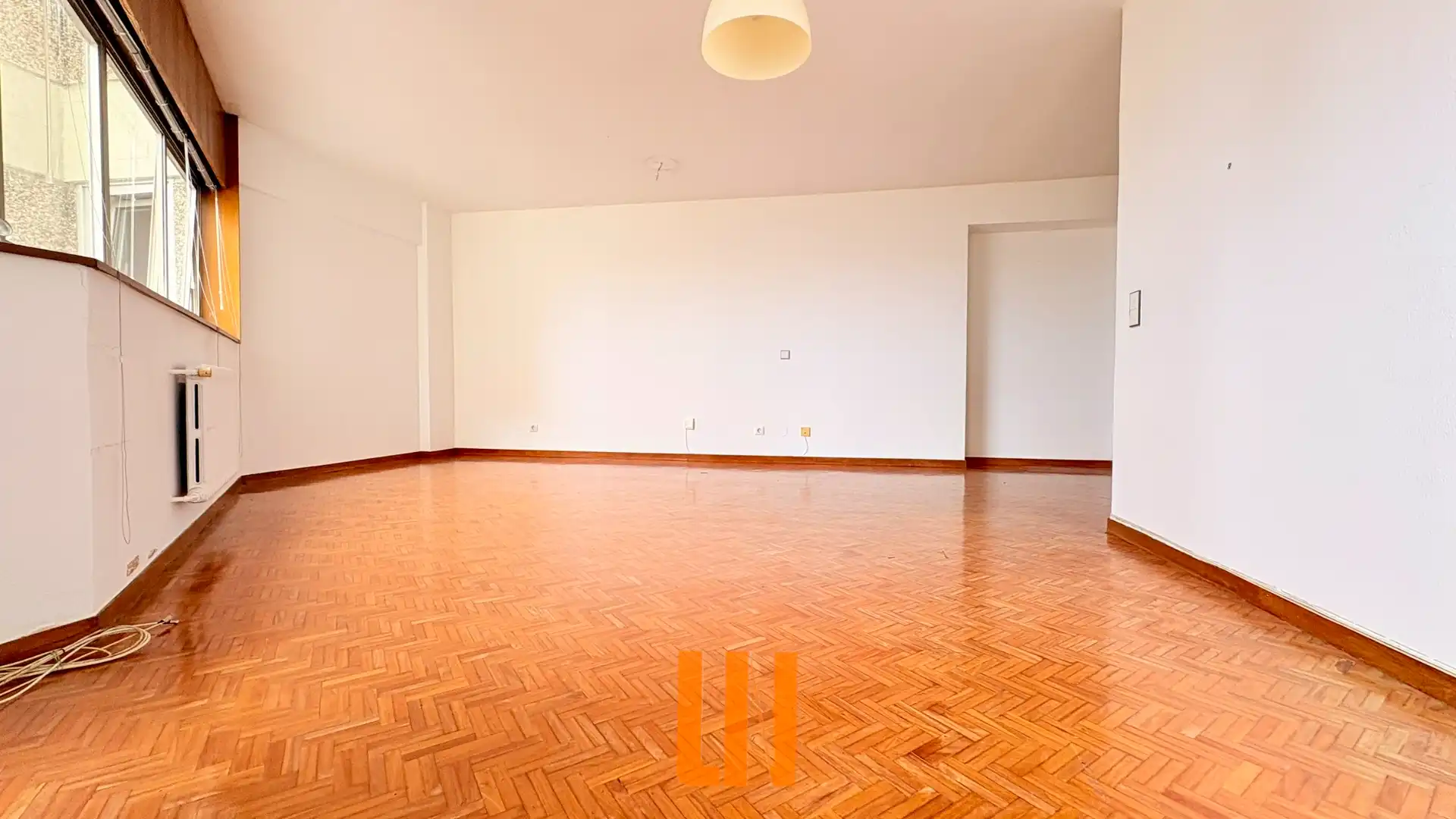 Sala de estar de Piso en venta en A Coruña Capital  con Calefacción