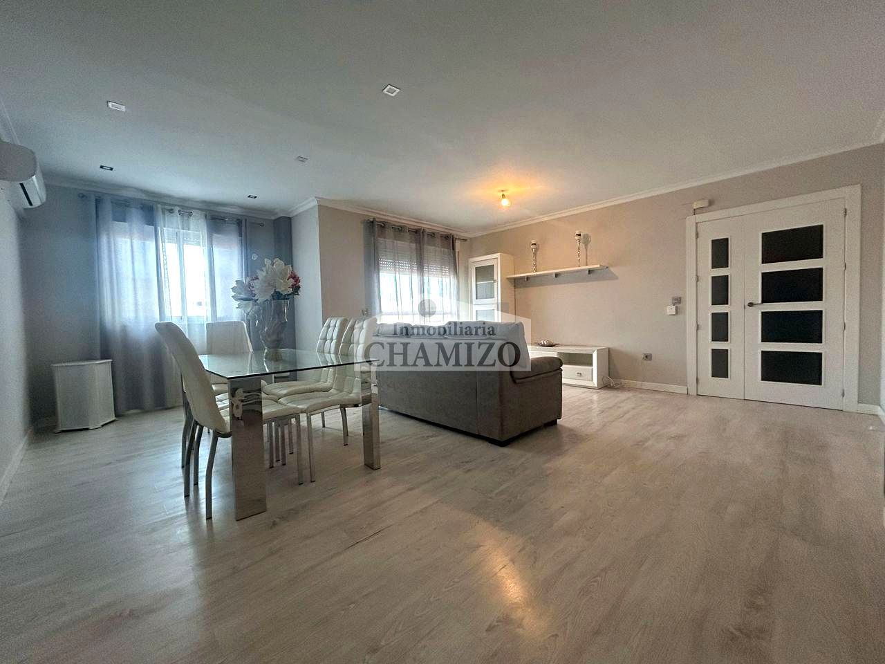 Living room of Flat for sale in Villanueva de la Serena  with Air Conditioner, Terrace and Storage room