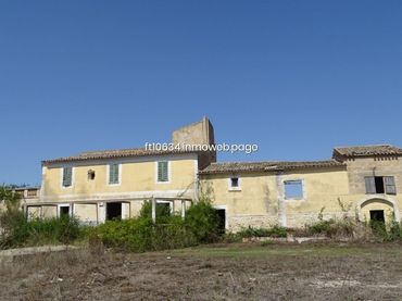 Casa in vendita a Petra