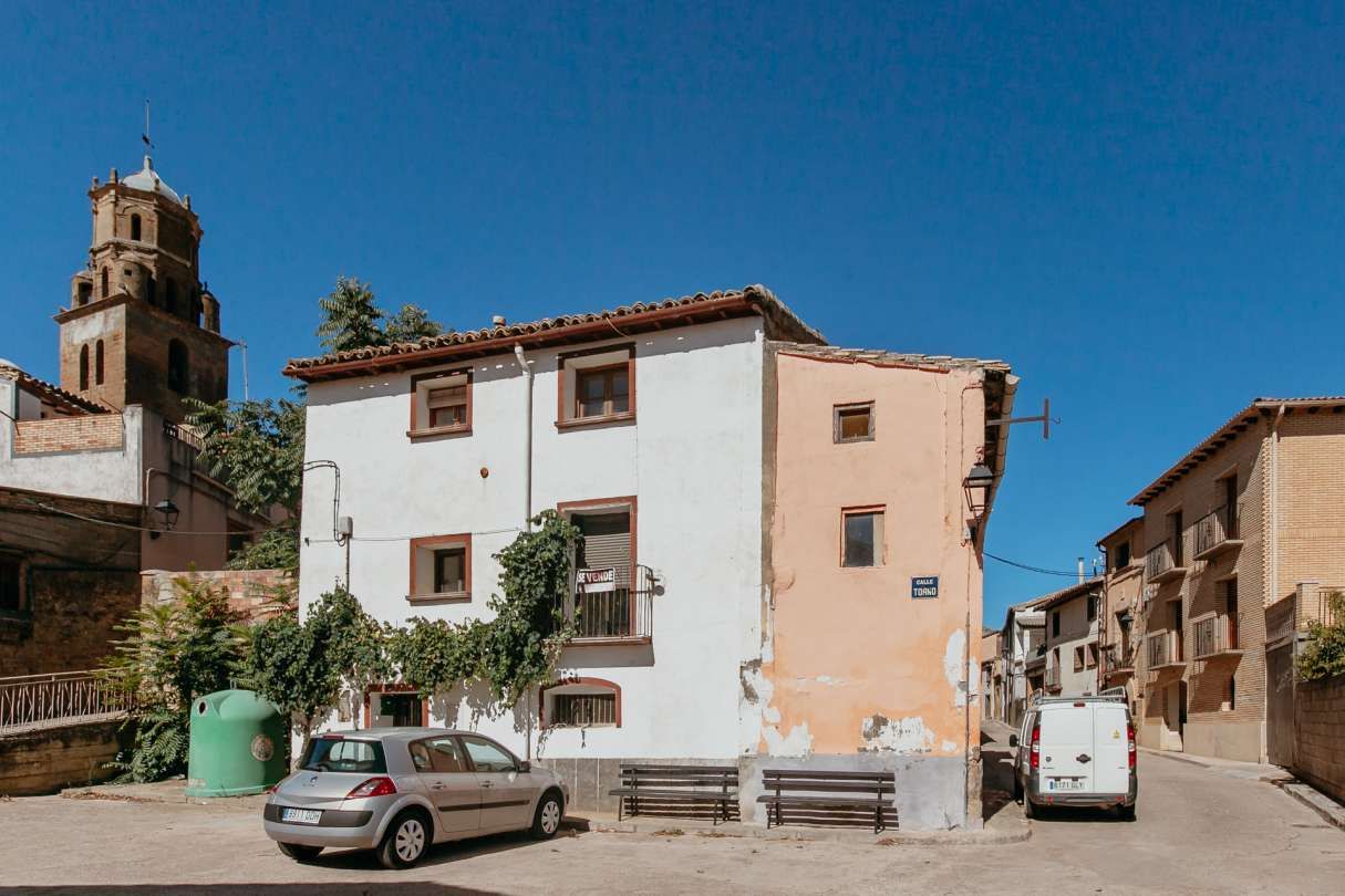 Exterior view of House or chalet for sale in Angüés  with Heating and Balcony