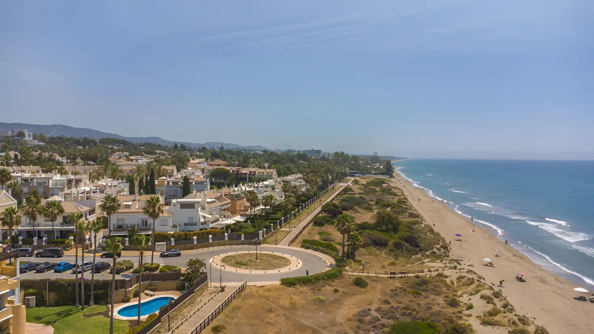 Semi-detached house with pool for sale in Río Real - Los Monteros, imagen 12