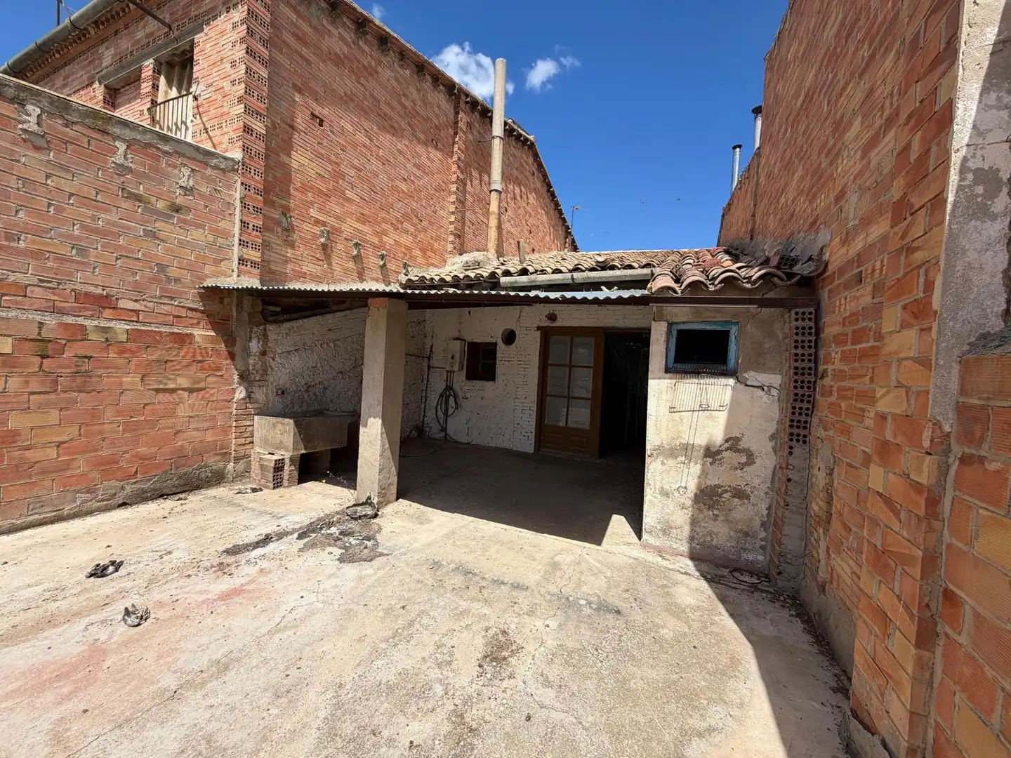 Vista exterior de Casa o chalet en venta en Montoliu de Lleida con Calefacción, Jardín privado y Trastero