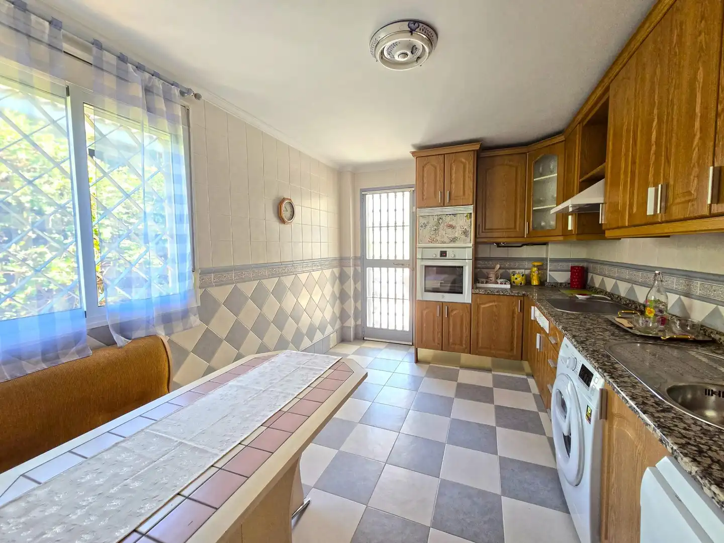 Chalet con jardín en venta en Simon Verde, imagen 4