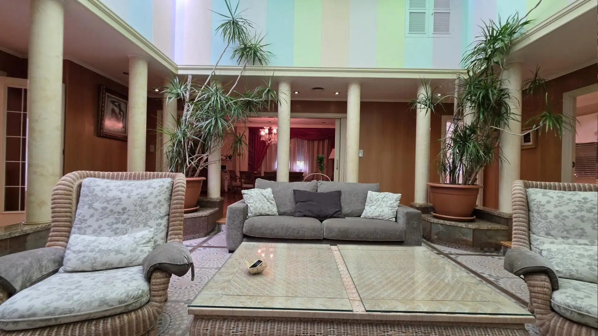 Living room of Houses for sale in Elche / Elx  with Air Conditioner, Private garden and Parquet flooring