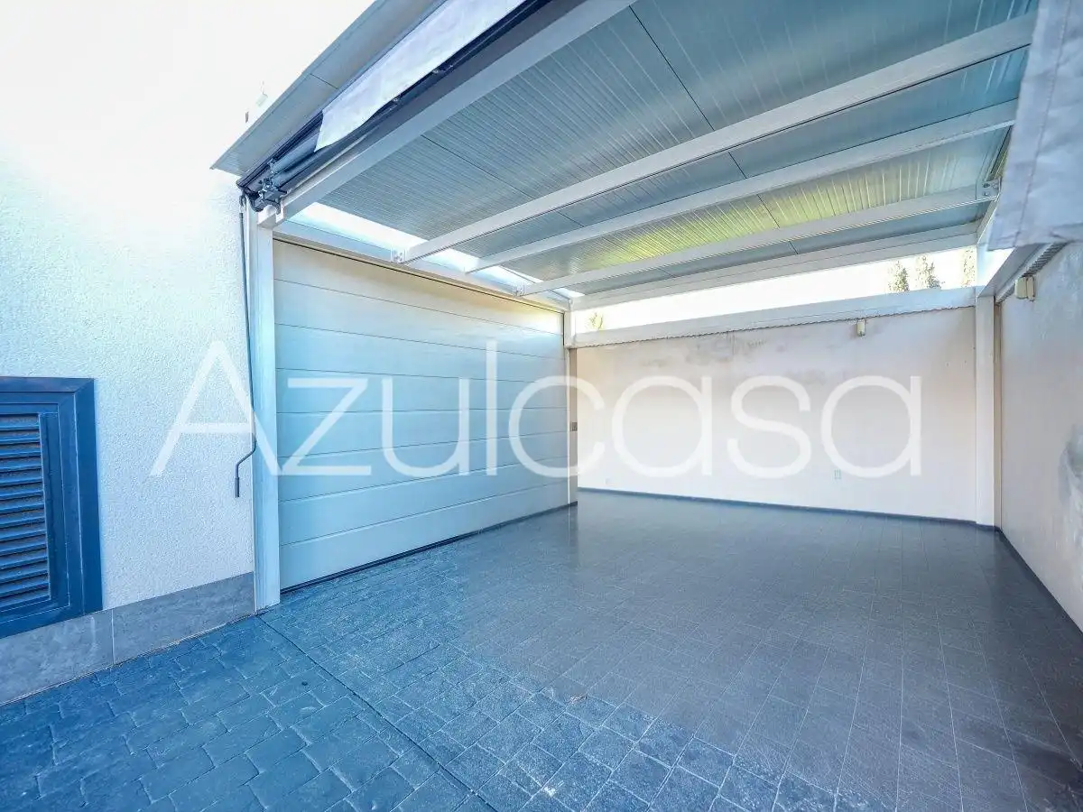 Parking de Casa o chalet en venta en Sant Joan d'Alacant con Aire acondicionado, Terraza y Piscina