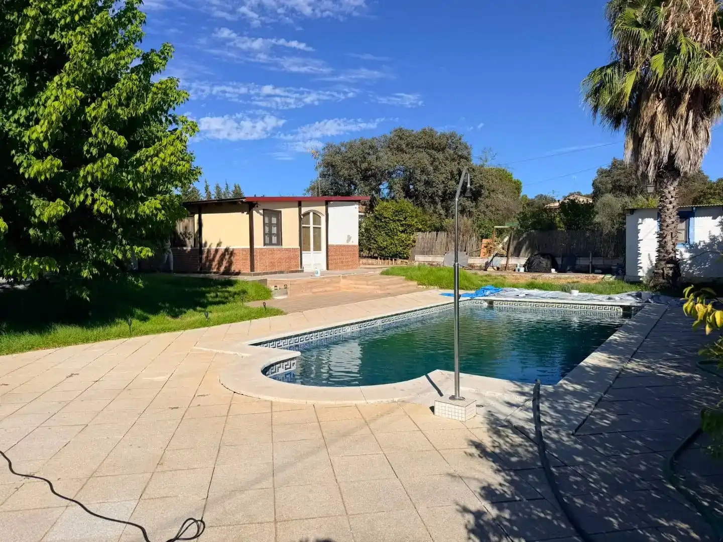 Piscina de Casa o xalet en venda en Castilblanco de los Arroyos amb Aire condicionat i Piscina