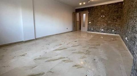 Foto 4 de Piso de alquiler en El Real, Melilla