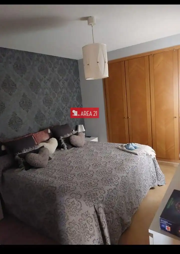 Bedroom of Flat for sale in La Pobla de Vallbona  with Air Conditioner and Heating