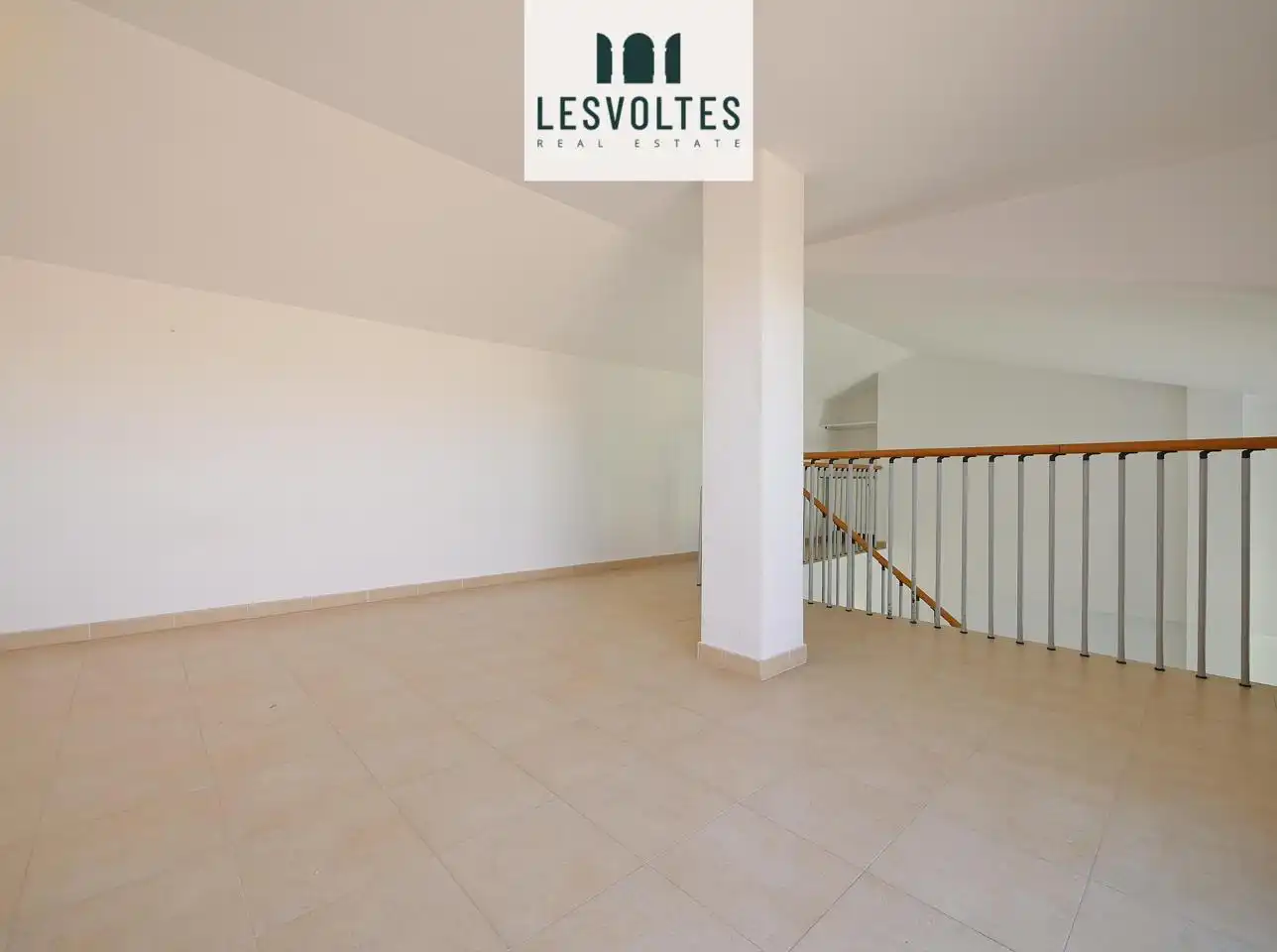 Sala de estar de Dúplex en venta en Palafrugell con Calefacción y Terraza