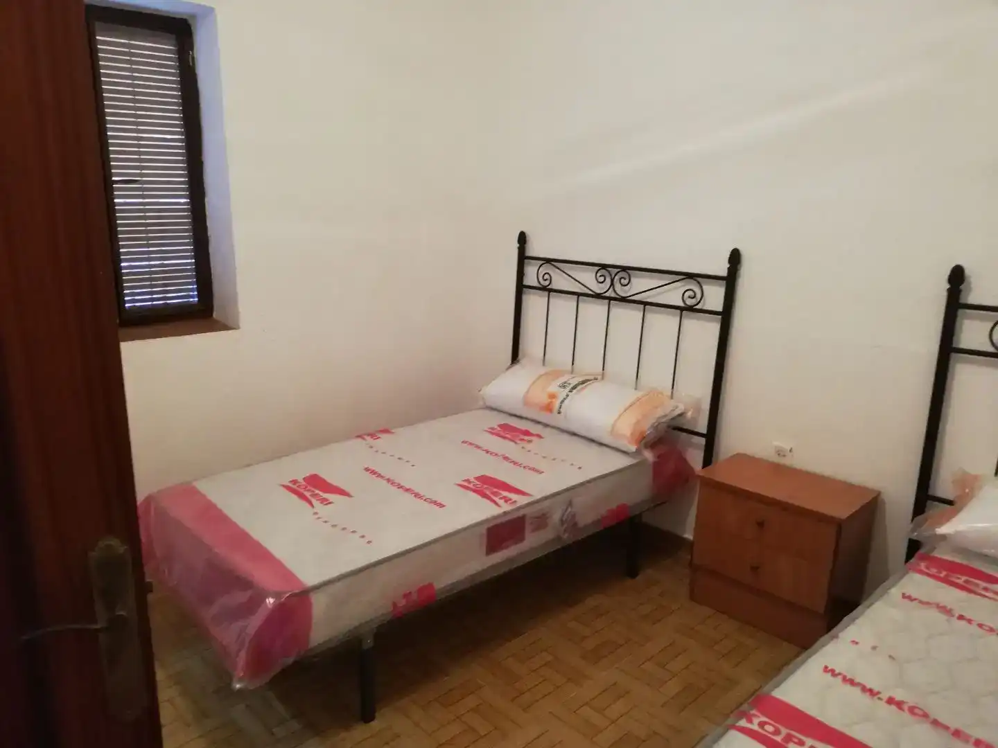 Habitación de Casa adosada en venta en Villanueva del Fresno, Badajoz
