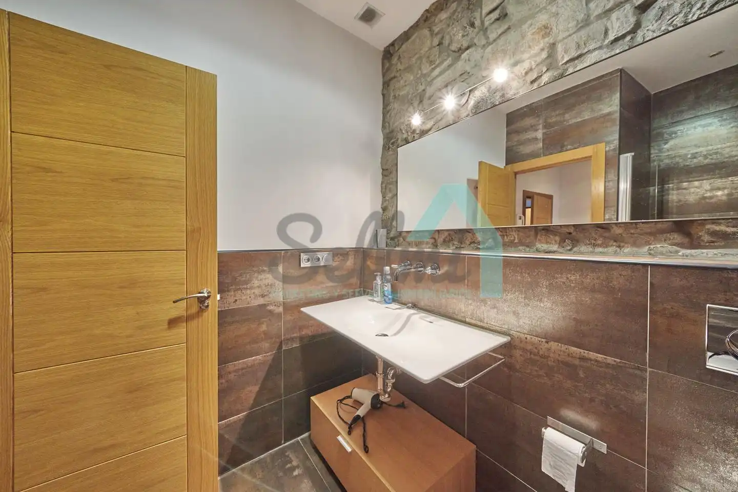Wohnung zur Miete in Calle Marqués de San Esteban, Barrio del Centro