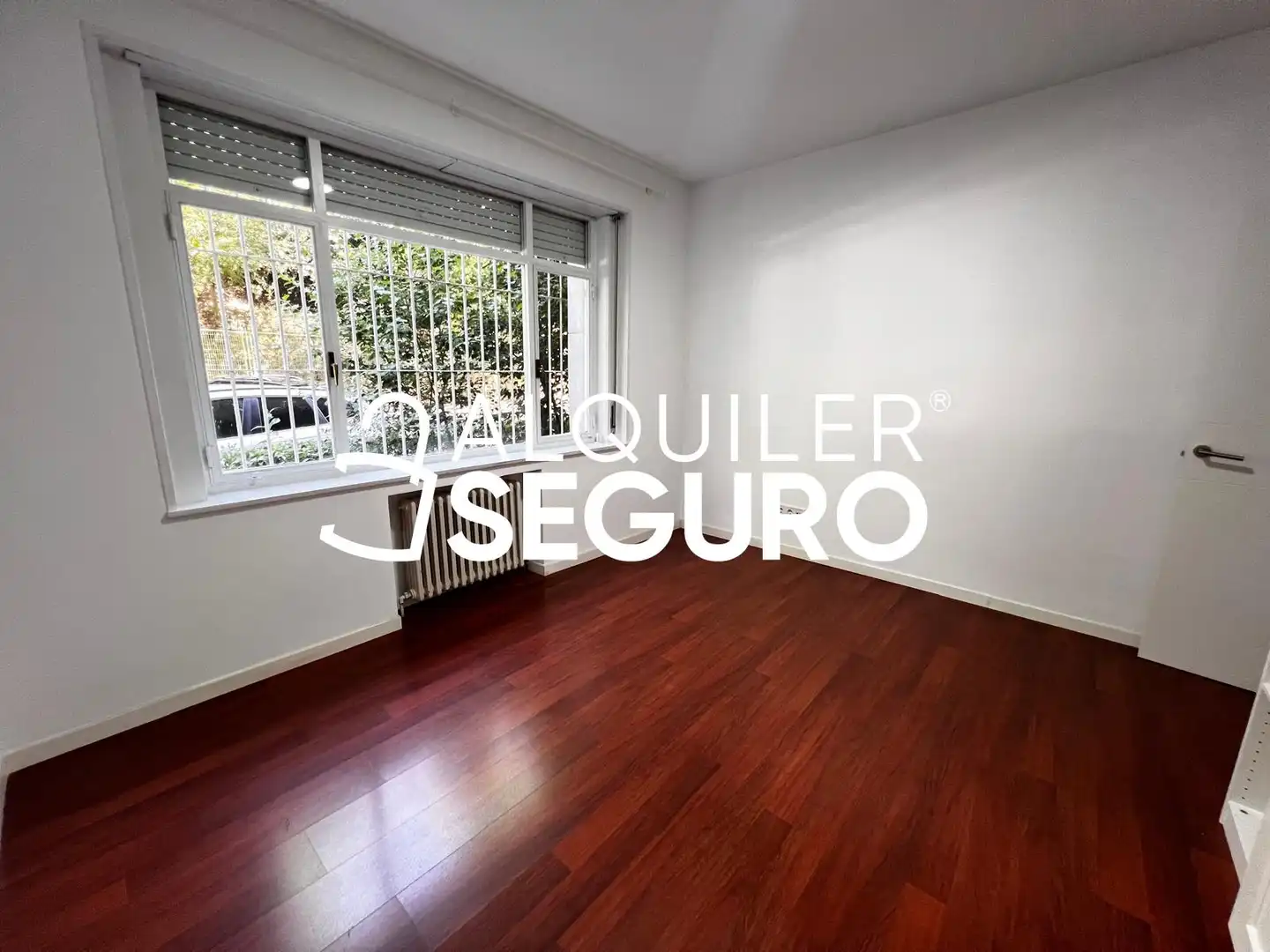 Bedroom of Flat for rent in Madrid  with Air Conditioner and Heating