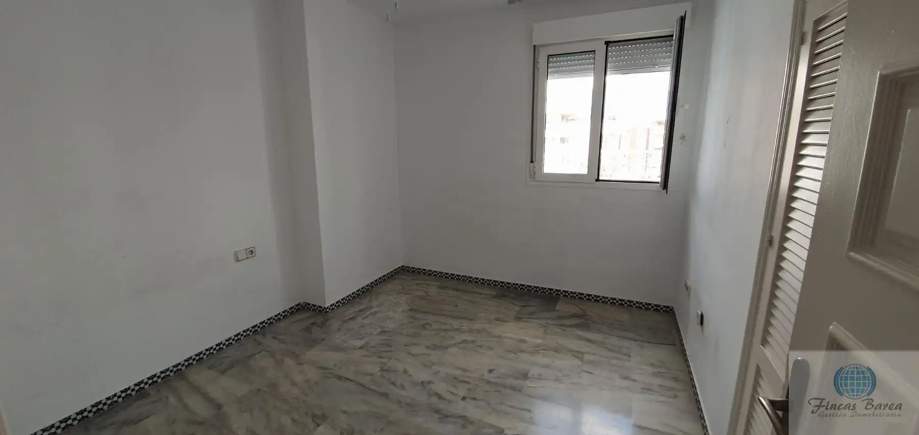 Schlafzimmer von Dachboden zum Verkauf in Fuengirola mit Terrasse und Gemeinschaftspool