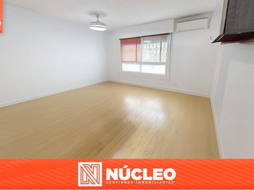 Appartamento con balcone in vendita a Carrer Serra Grana