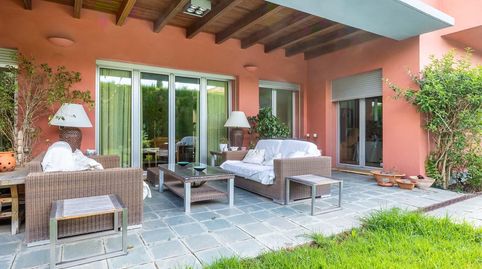 Foto 4 de Casa o chalet en venta en Calle Calle Bélgica, Valencina de la Concepción, Sevilla