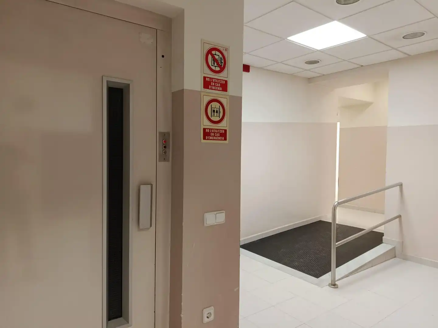 Gewerbefläche zur Miete in Barri Antic, imagen 16