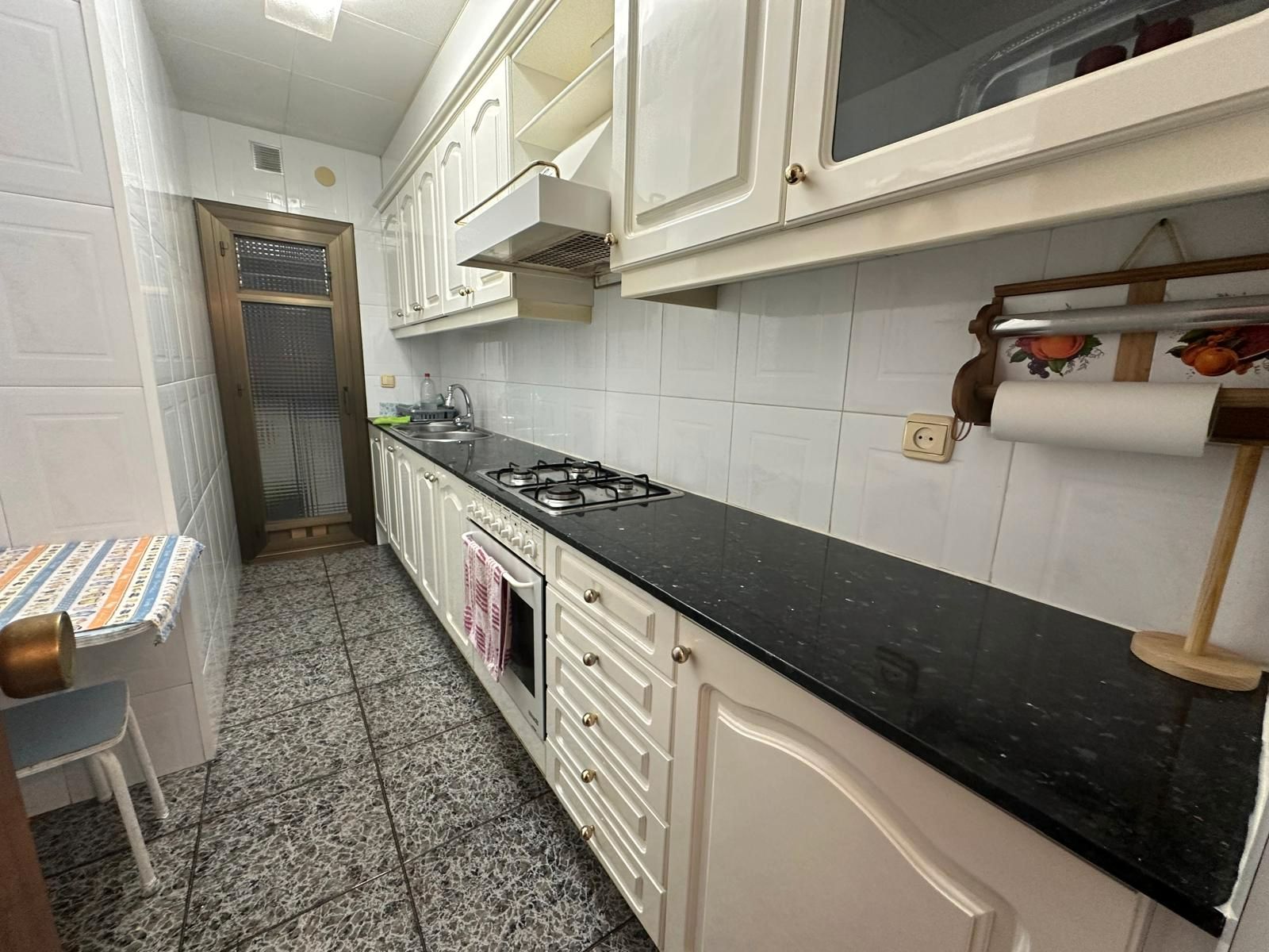 Kitchen of Flat for sale in Badalona