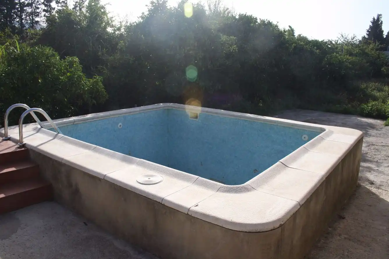 Piscina de Casa o chalet en venta en Los Barrios con Calefacción, Jardín privado y Trastero