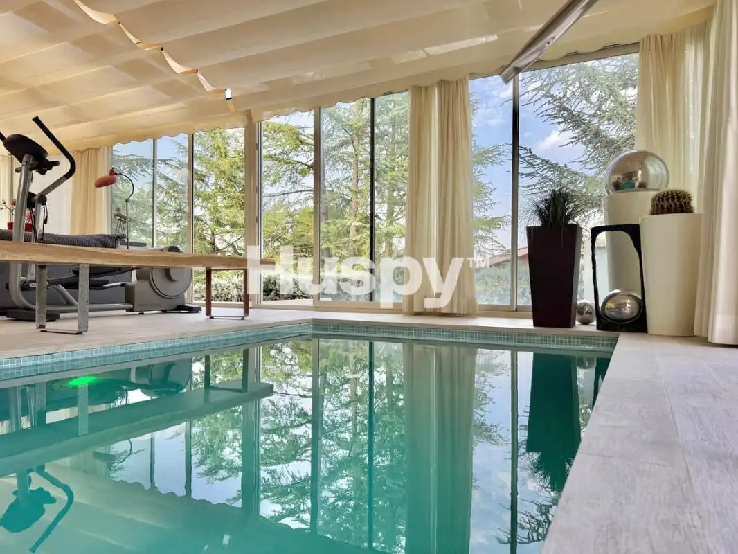 Swimming pool of Houses for sale in Puerto de Galapagar - Las Cuestas