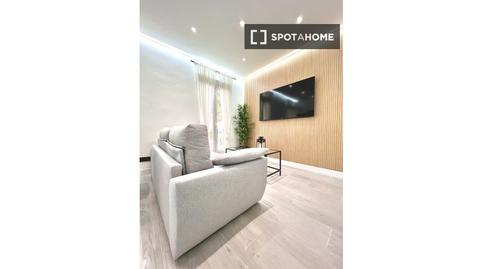 Foto 3 de Apartament per a compartir a Niño Jesús, Madrid