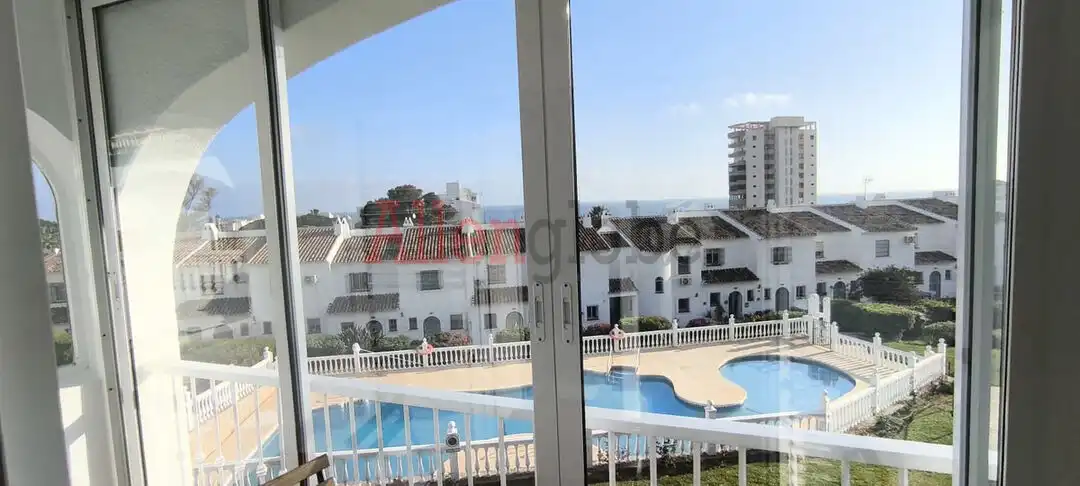 Terraced house with pool for sale in Avenida del Golf, imagen 20