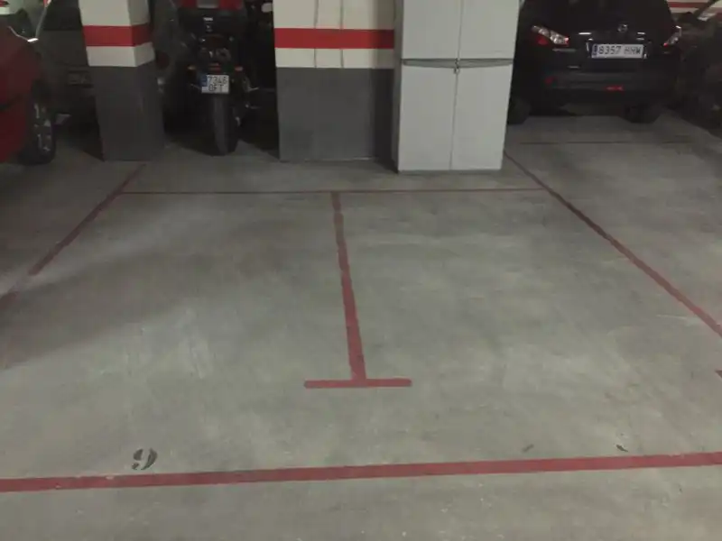 Parkplatz von Garage zur Miete in Gandia