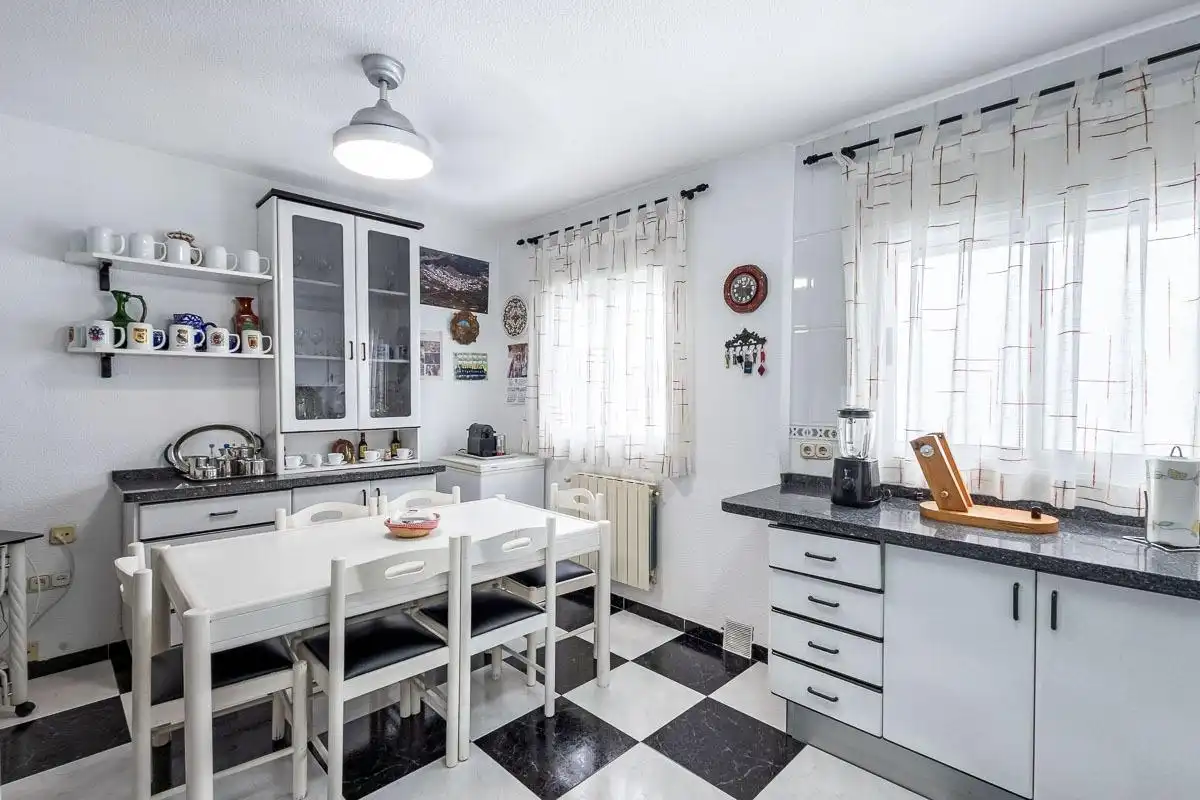 Kitchen of Attic for sale in Granada  with Air Conditioner and Terrace