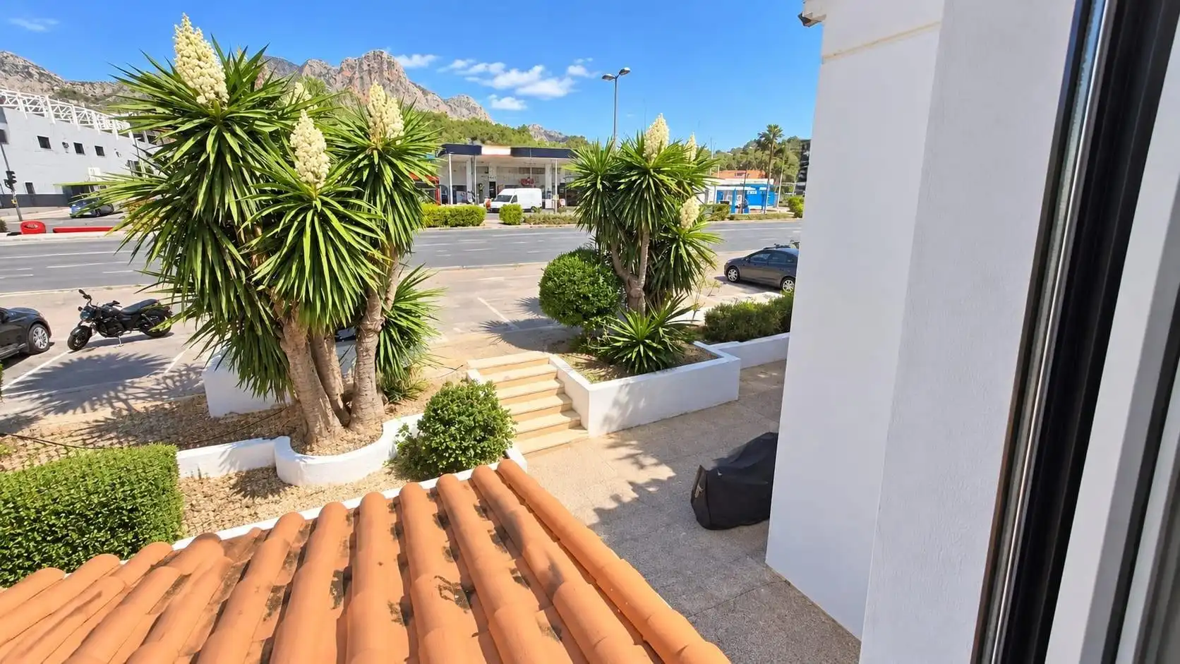 Exterior view of Houses for sale in La Nucia  with Private garden, Terrace and Furnished