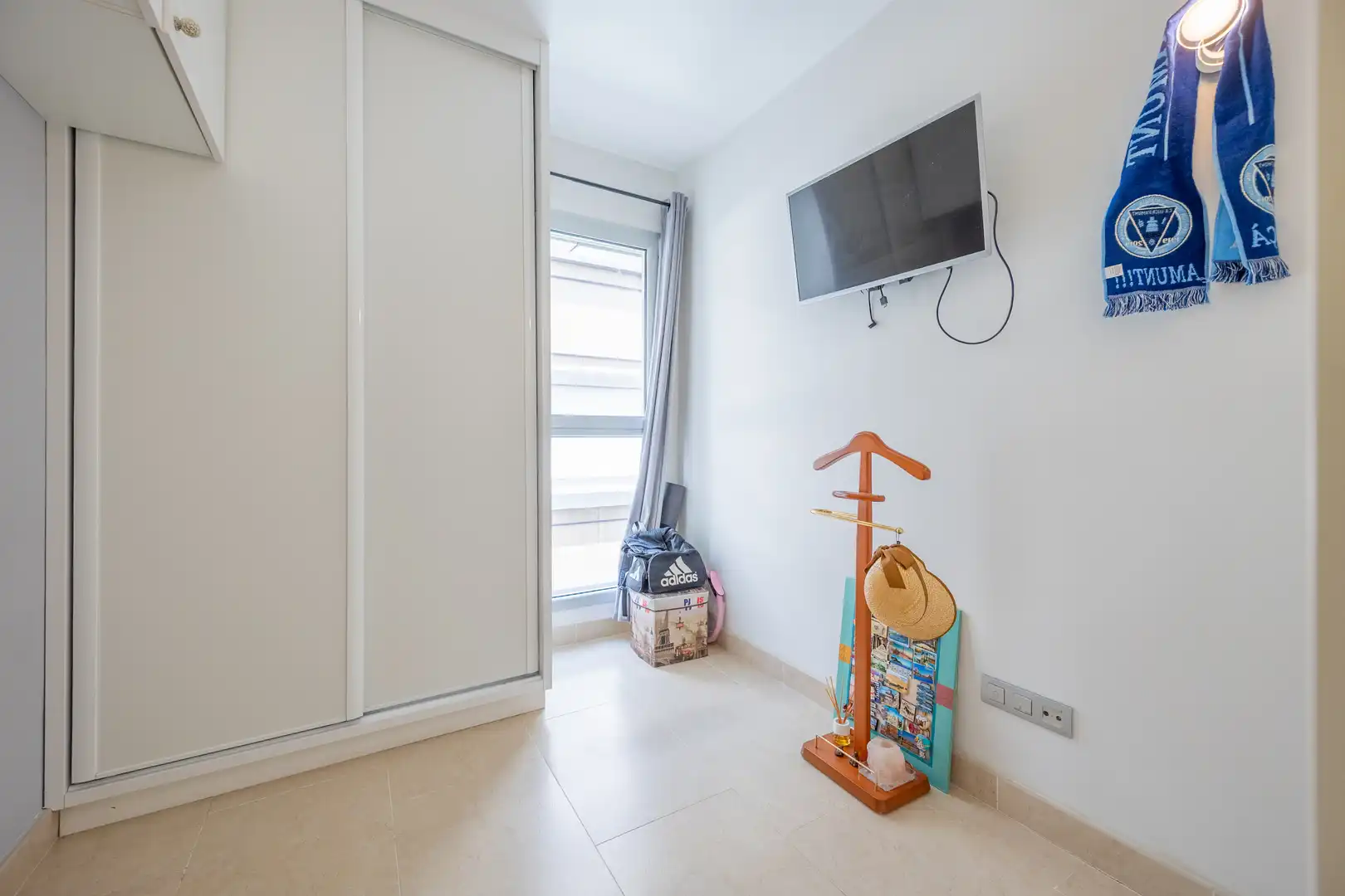 Habitación de Piso en venta en Las Palmas de Gran Canaria con Trastero, Piscina y Amueblado