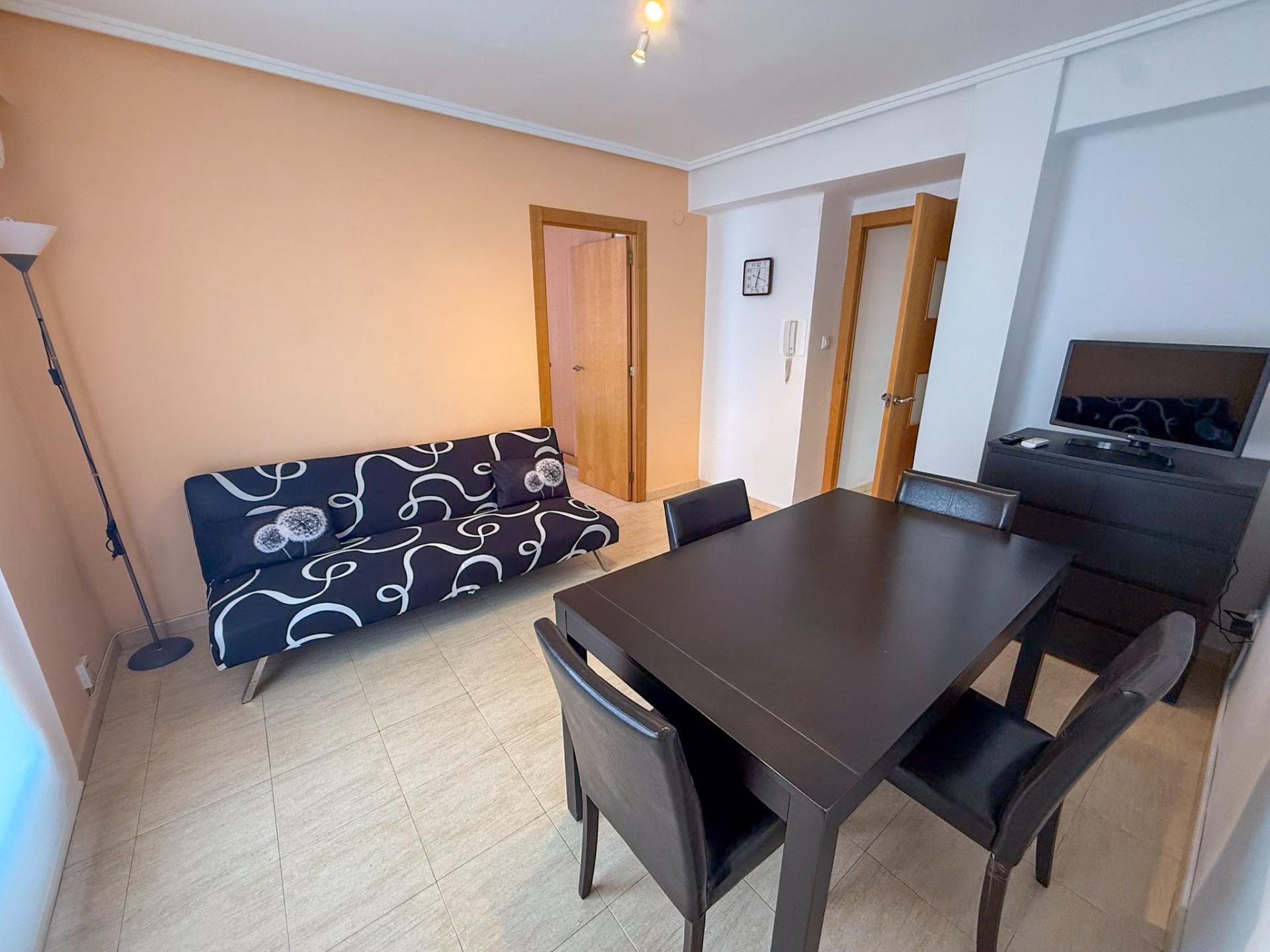 Sala d'estar de Pis de lloguer en  Valencia Capital amb Aire condicionat i Balcó