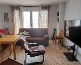 Sala d'estar de Apartament de lloguer en Sueca amb Aire condicionat, Jardí privat i Terrassa