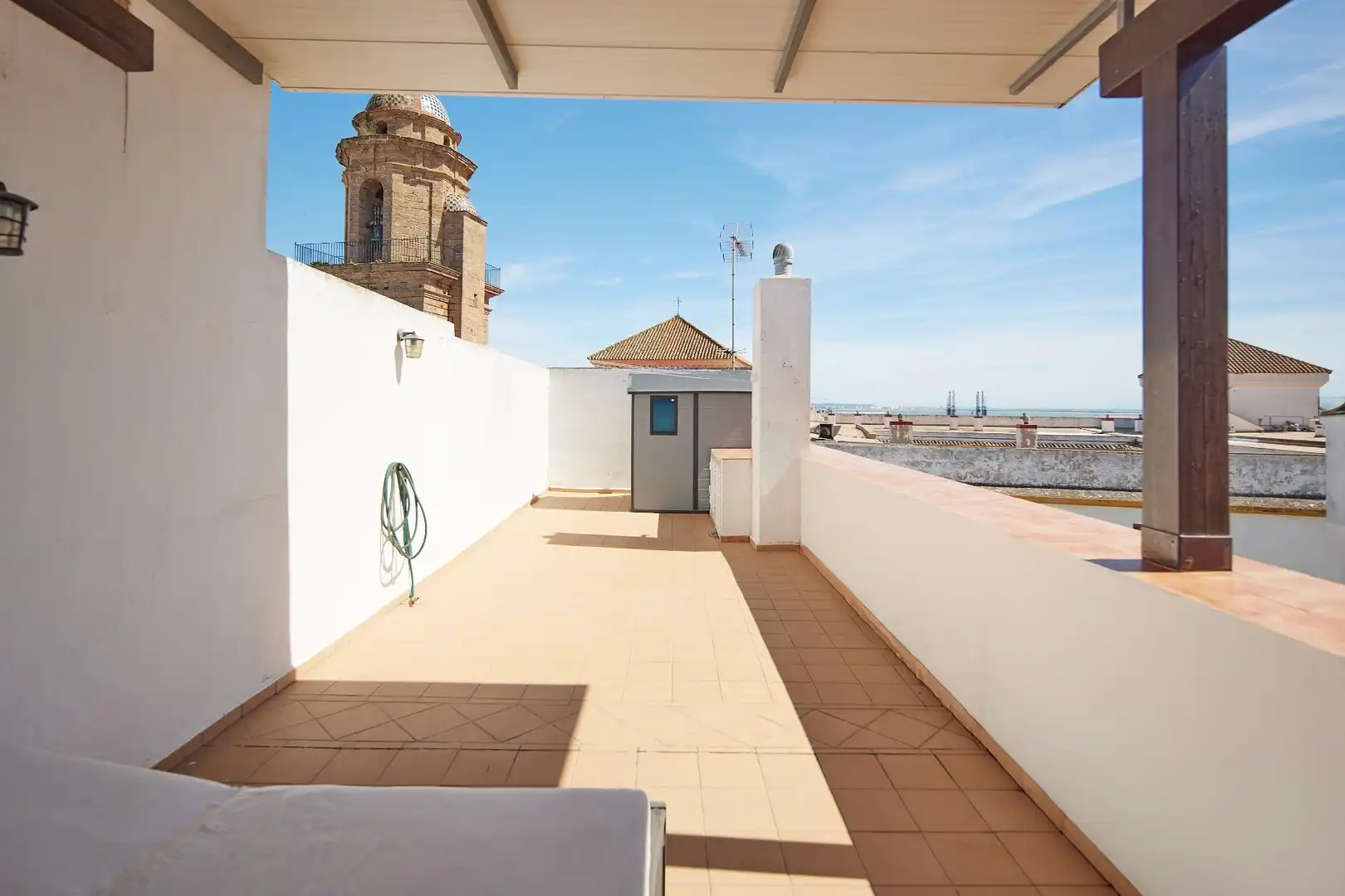 Terrace of Attic for sale in  Cádiz Capital  with Air Conditioner and Terrace