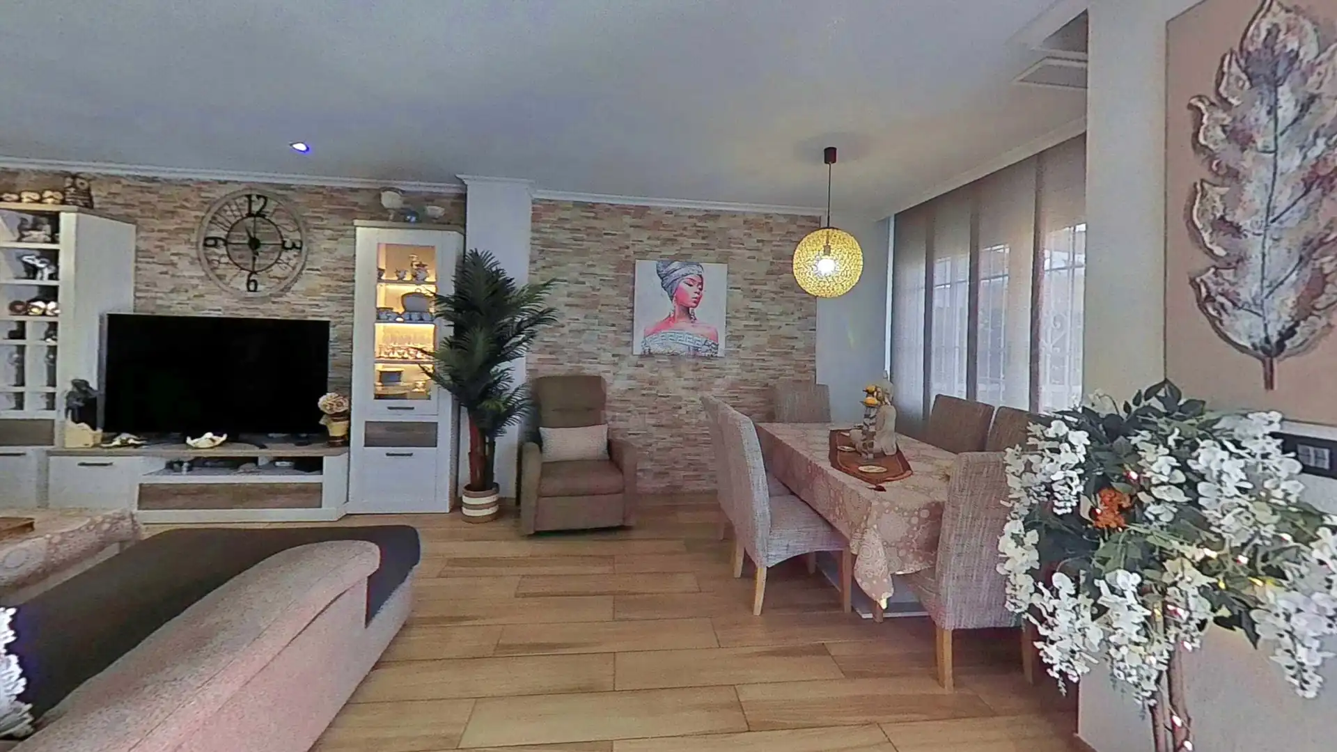 Wohnzimmer von Einfamilien-Reihenhaus zum Verkauf in Elche / Elx mit Klimaanlage, Heizung und Terrasse
